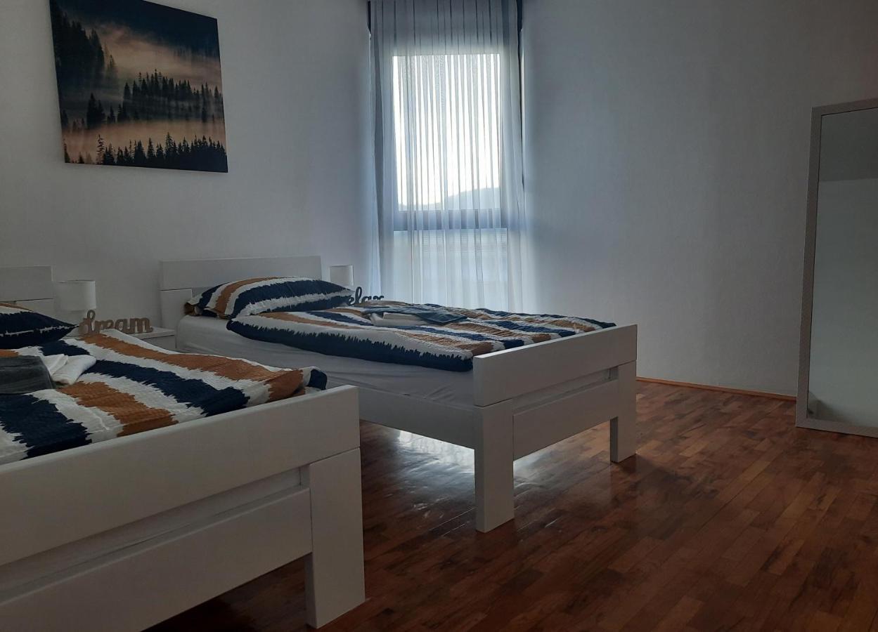 Apartman Peregrinus Korenica Luaran gambar