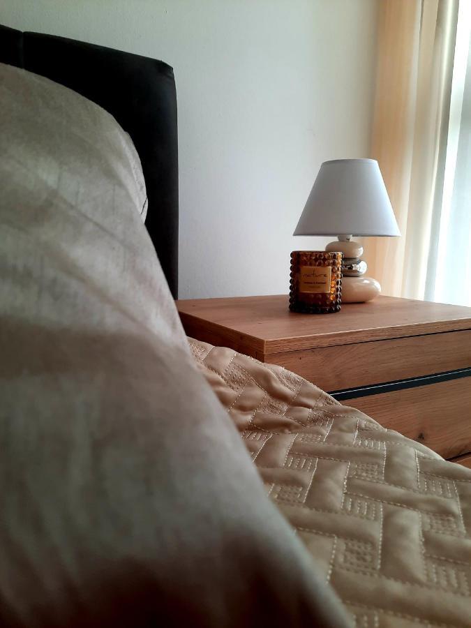 Apartman Peregrinus Korenica Luaran gambar